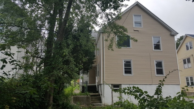 30-32 Smith StTorrington, CT, 06790Litchfield County