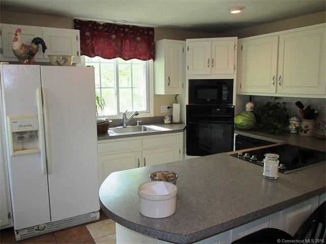 415Clearview Ave, Harwinton, CT 06791