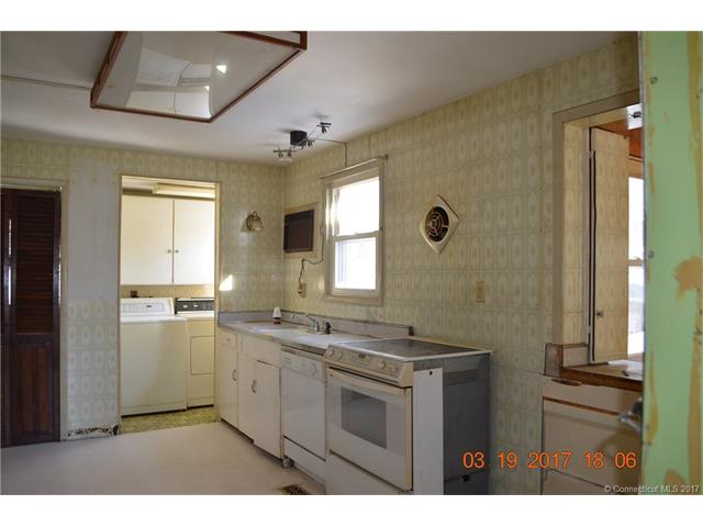 205Burton, Watertown, CT 06795