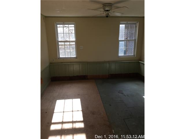 20 White Deer Rocks Rd, Woodbury, CT 06798