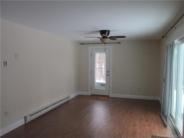 47 A Quassuk Rd, Woodbury, CT 06798