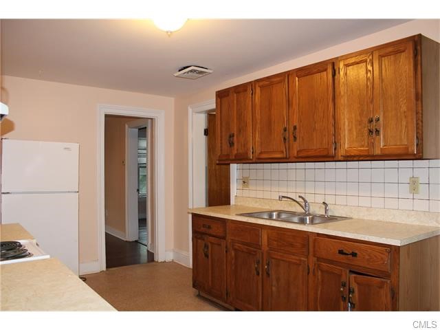 24 Elizabeth Street, Bethel, CT 06801