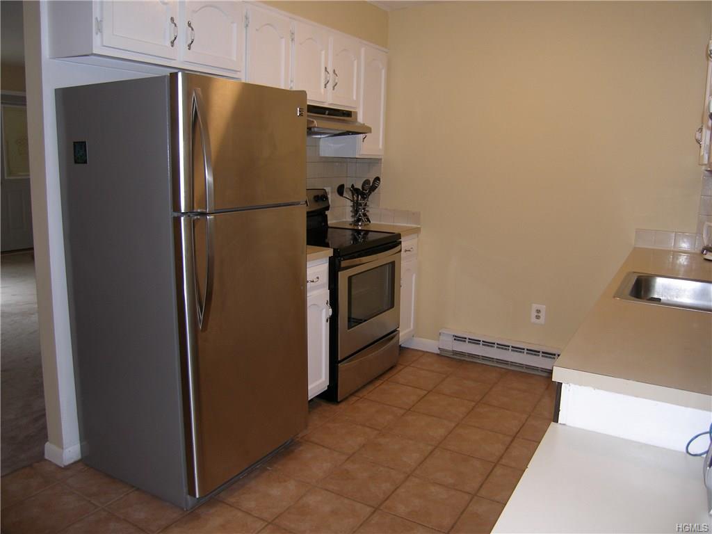 83 Chestnut Street, Bethel, CT 06801