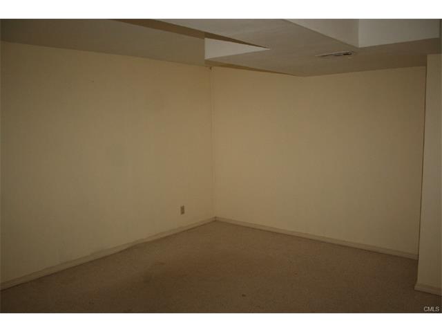 20 Chipmunk Terrace, Bethel, CT 06801