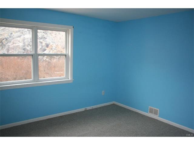 20 Chipmunk Terrace, Bethel, CT 06801