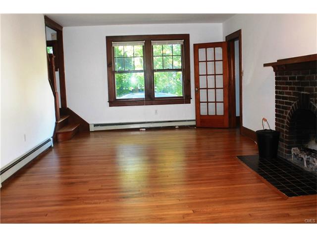 1 Fleetwood Avenue, Bethel, CT 06801