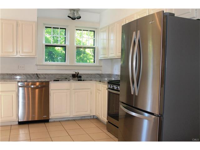1 Fleetwood Avenue, Bethel, CT 06801