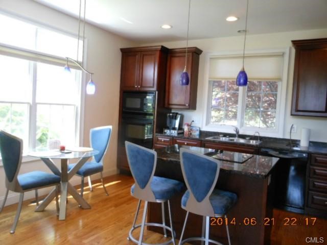 9 Great Heron Lane, Brookfield, CT 06804