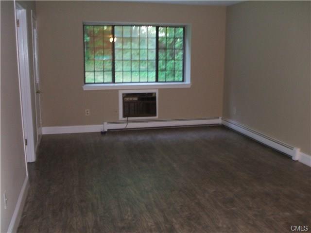 16 Eden Court, Brookfield, CT 06804