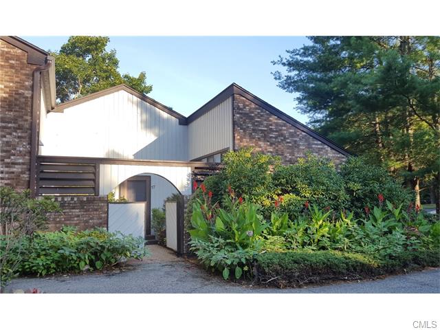 17 Hearthstone Drive, Brookfield, CT 06804