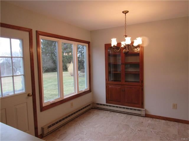 49 Obtuse Road South, Brookfield, CT 06804