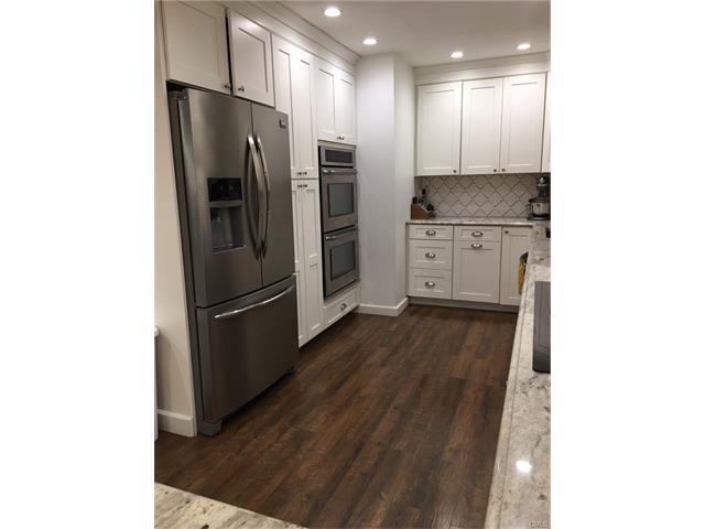 11 Woodcreek Road, Brookfield, CT 06804