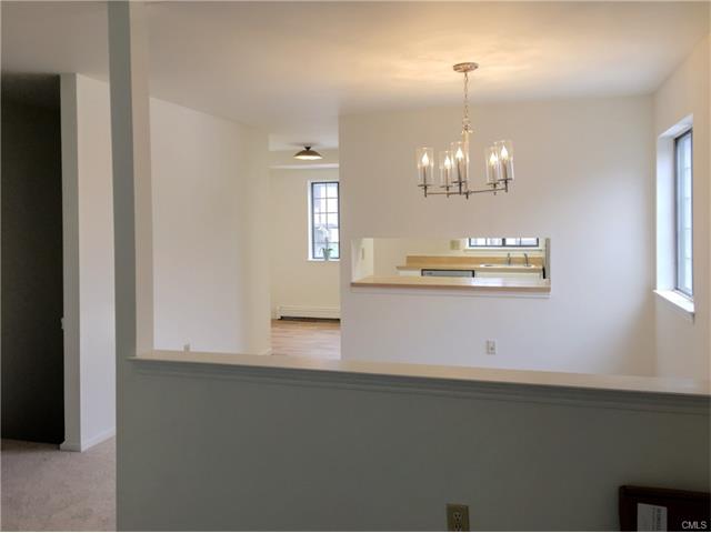 22 Andover Court, Brookfield, CT 06804