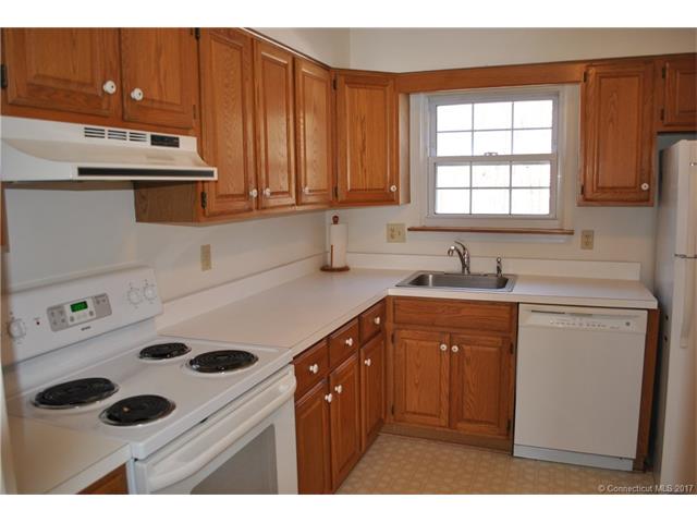 45Prange Rd #45, Brookfield, CT 06804