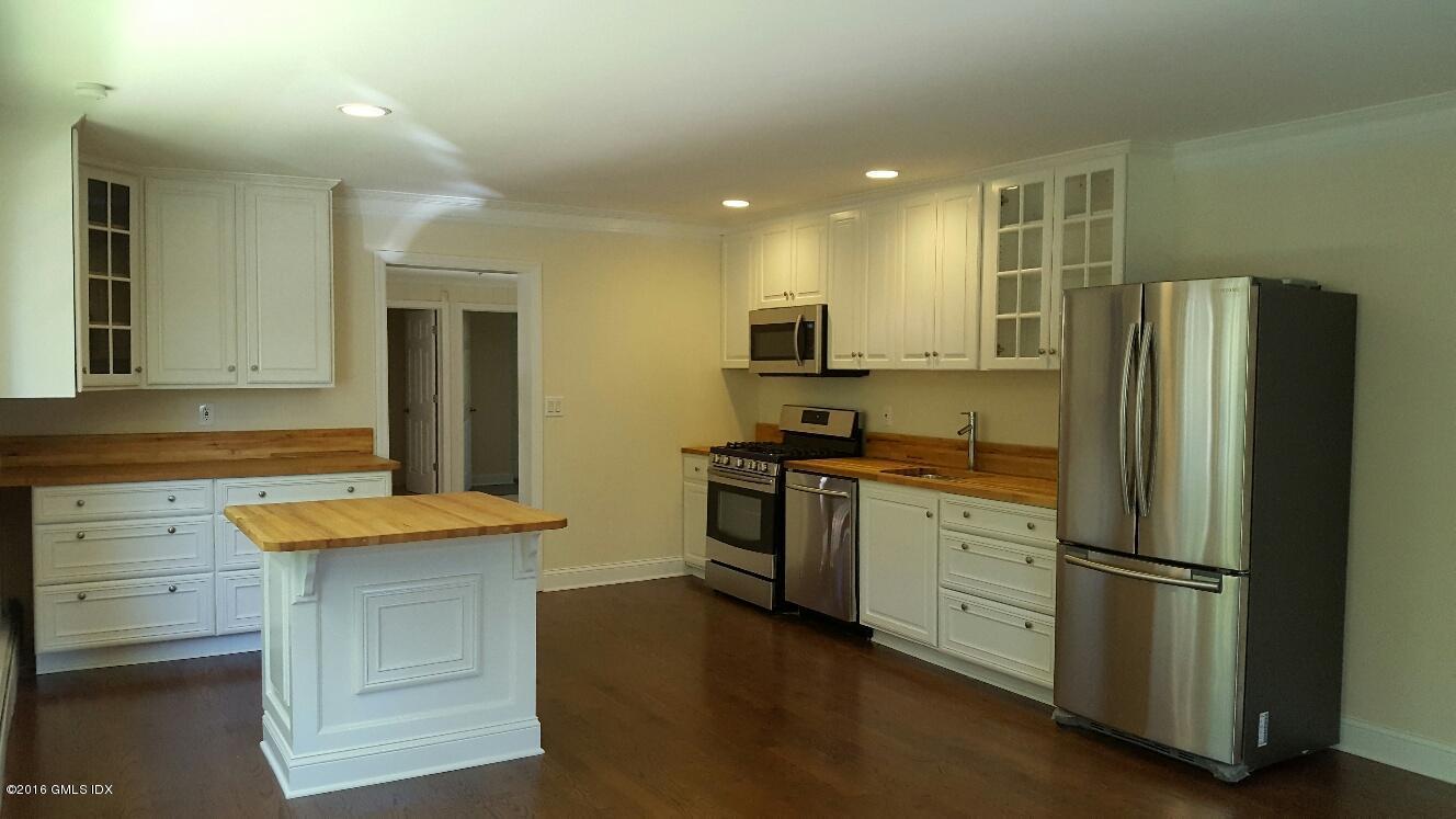 67 Cos Cob Avenue, Cos Cob, CT 06807