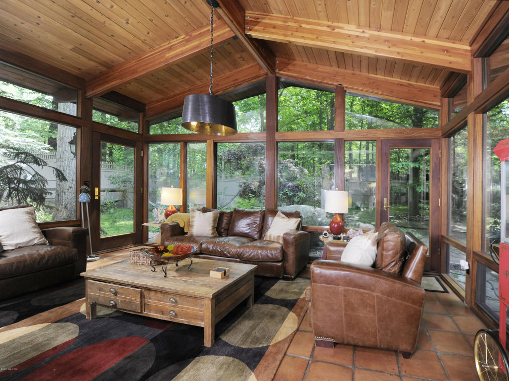 18 Ferncliff Road, Cos Cob, CT 06807