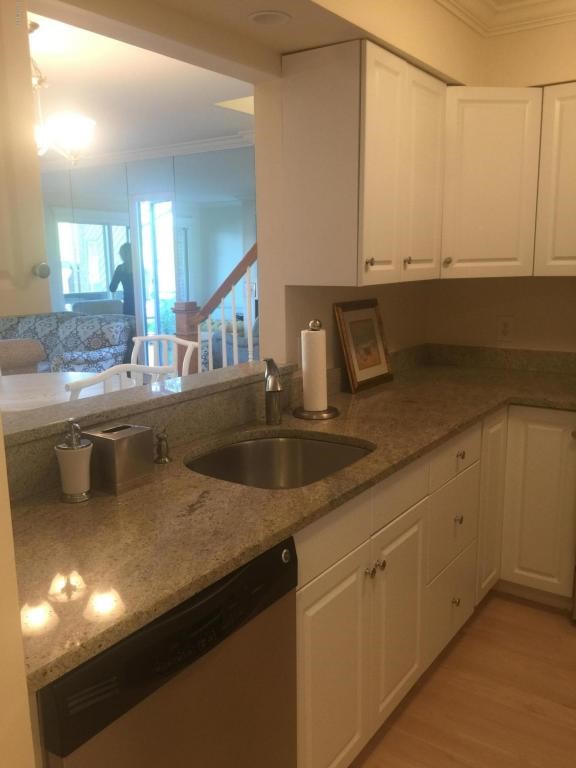 7 River Road, Cos Cob, CT 06807