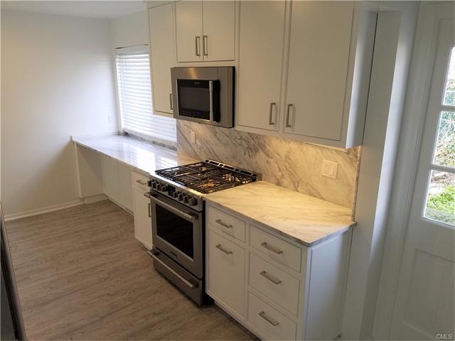75 Cos Cob Avenue, Greenwich, CT 06807