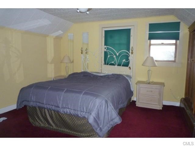 44 Hoyt Street, Danbury, CT 06810