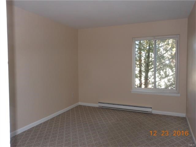 73-79 Park Avenue, Danbury, CT 06810