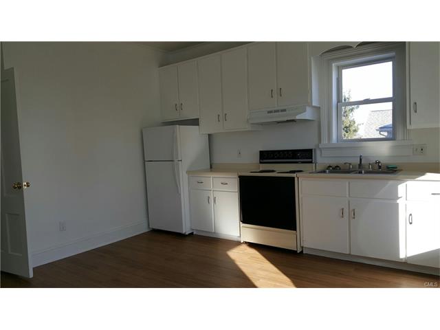 19 Farview Avenue, Danbury, CT 06810