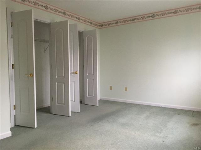 10 South Street, Danbury, CT 06810