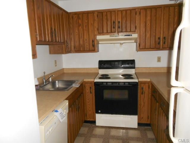 1 Fairfield Avenue, Danbury, CT 06810