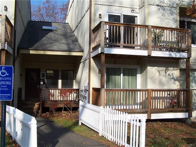14 Newtown Road, Danbury, CT 06810