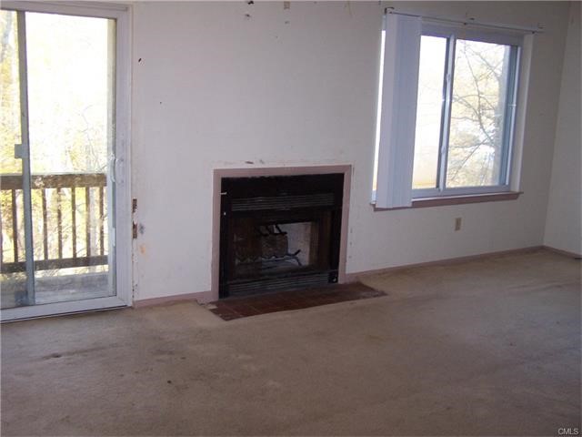 14 Newtown Road, Danbury, CT 06810