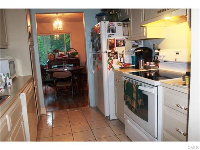 14 Newtown Road, Danbury, CT 06810