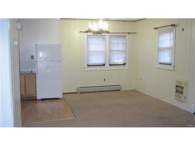 10-11 Albert Road, Danbury, CT 06810