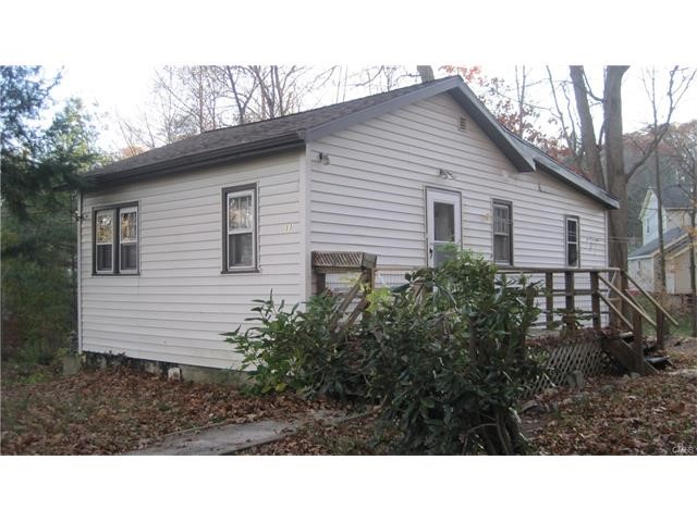 10-11 Albert Road, Danbury, CT 06810