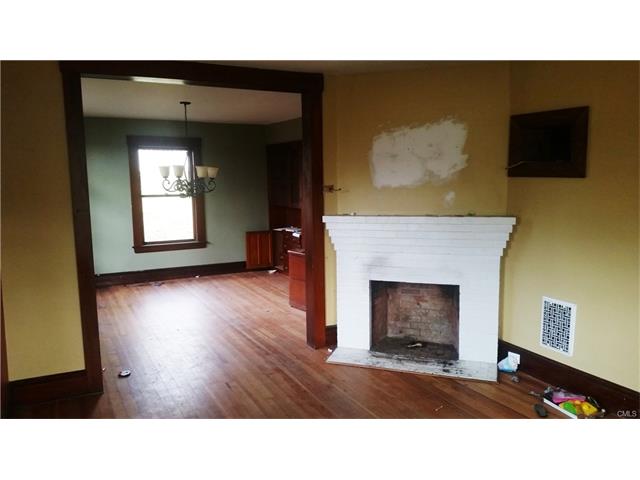 69 Davis Street, Danbury, CT 06810
