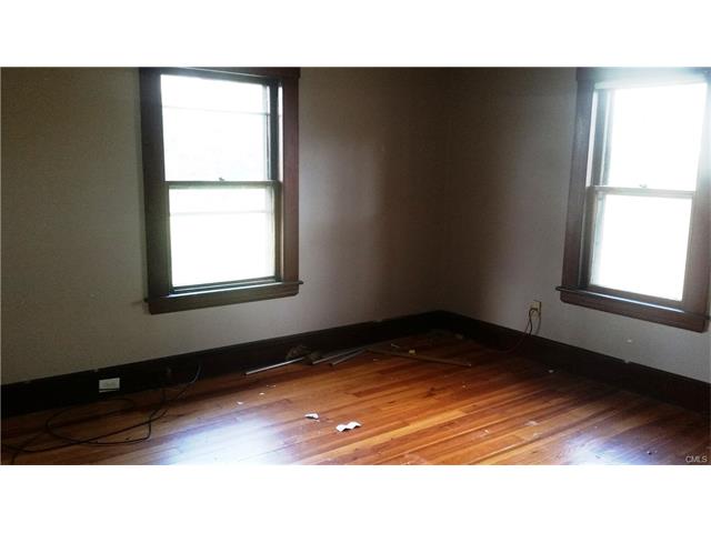 69 Davis Street, Danbury, CT 06810