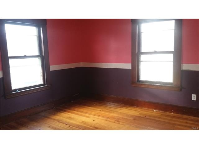 69 Davis Street, Danbury, CT 06810