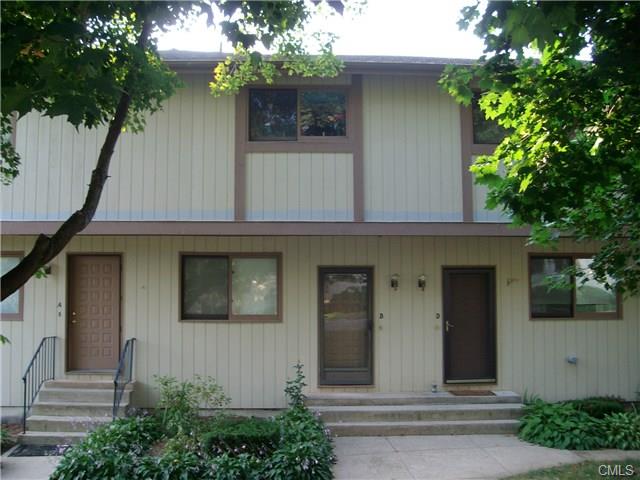 27 Crows Nest Lane, Danbury, CT 06810