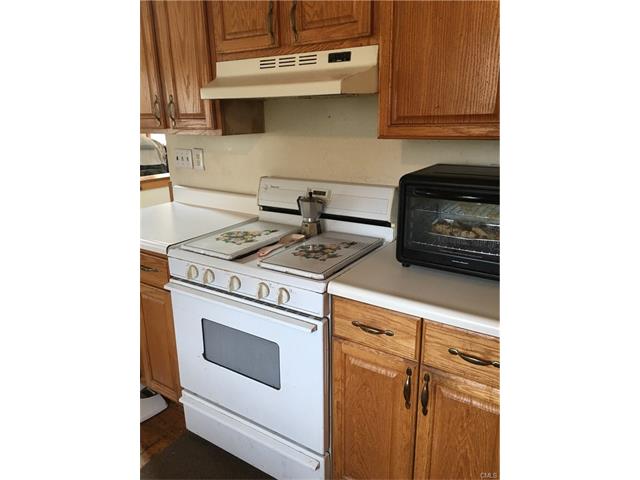 52 Merrimac Street, Danbury, CT 06810