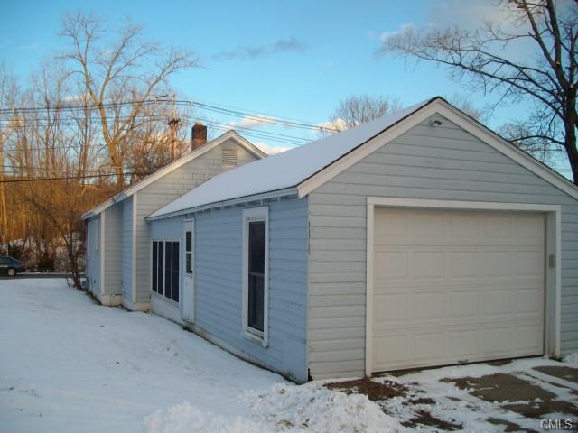 16 South Street, Danbury, CT 06810