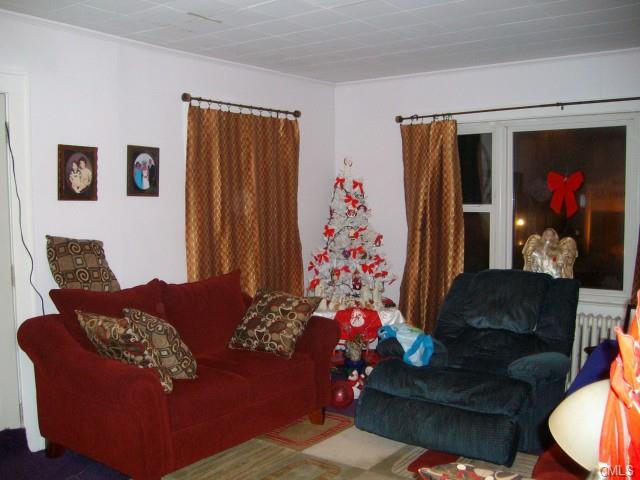 16 South Street, Danbury, CT 06810
