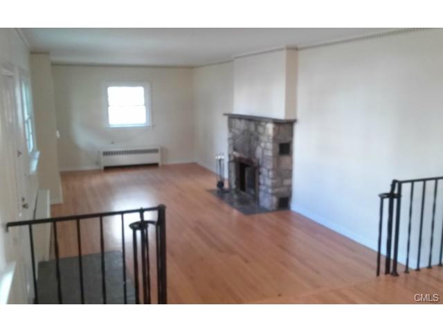 10 Downs Street, Danbury, CT 06810