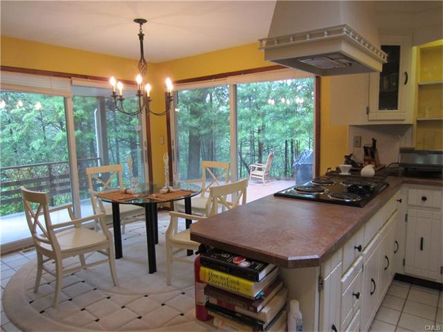 37 Carol Street, Danbury, CT 06810
