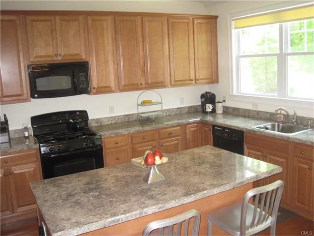 50 Lawrence Avenue, Danbury, CT 06810