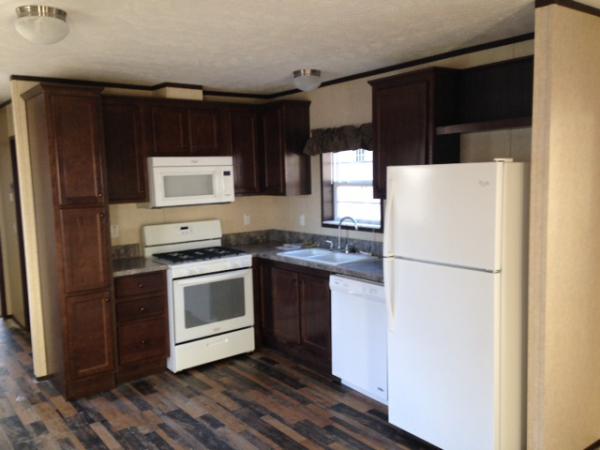 Candlewood Community 90 Butternut LaneDanbury, CT 06810