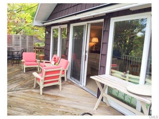 5 The By Way, Danbury, CT 06811