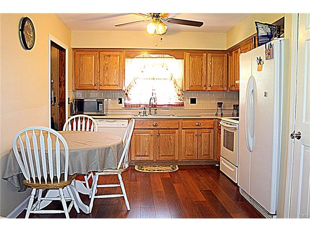 3 Terry Drive, Danbury, CT 06811