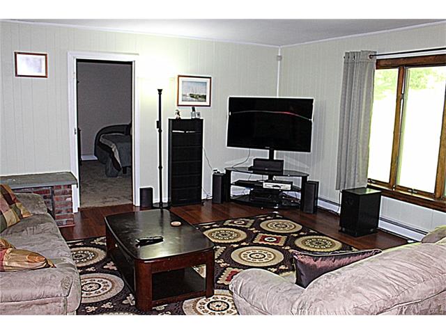 3 Terry Drive, Danbury, CT 06811