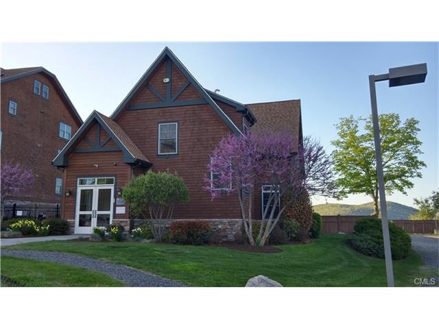 16 Hayestown Road, Danbury, CT 06811