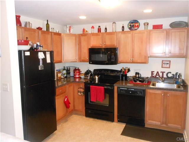 23 Scuppo Road, Danbury, CT 06811