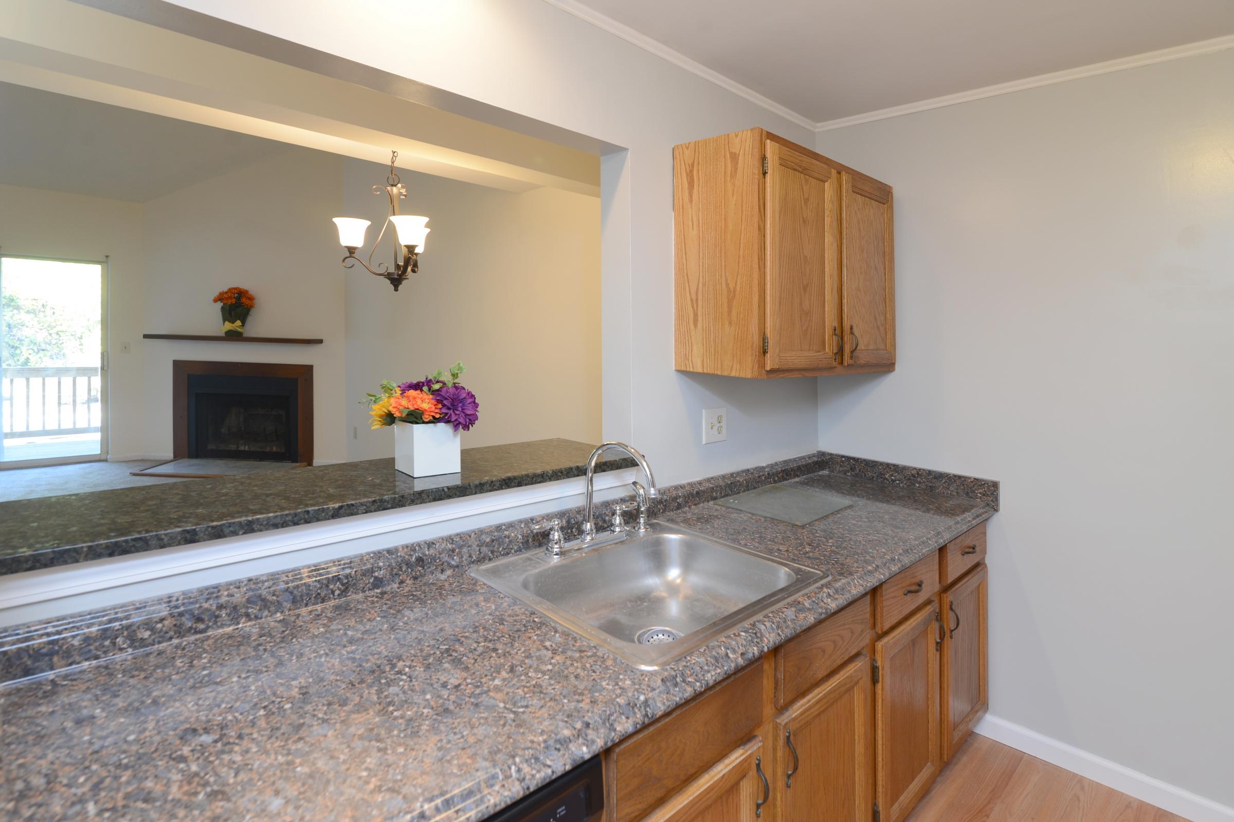 8 Rose Lane, Danbury, CT 06811