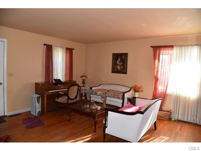 26 Jackson Drive, Danbury, CT 06811